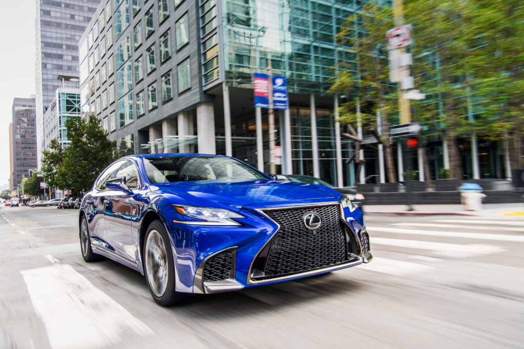 2018ls500fsport-airsuspension-16