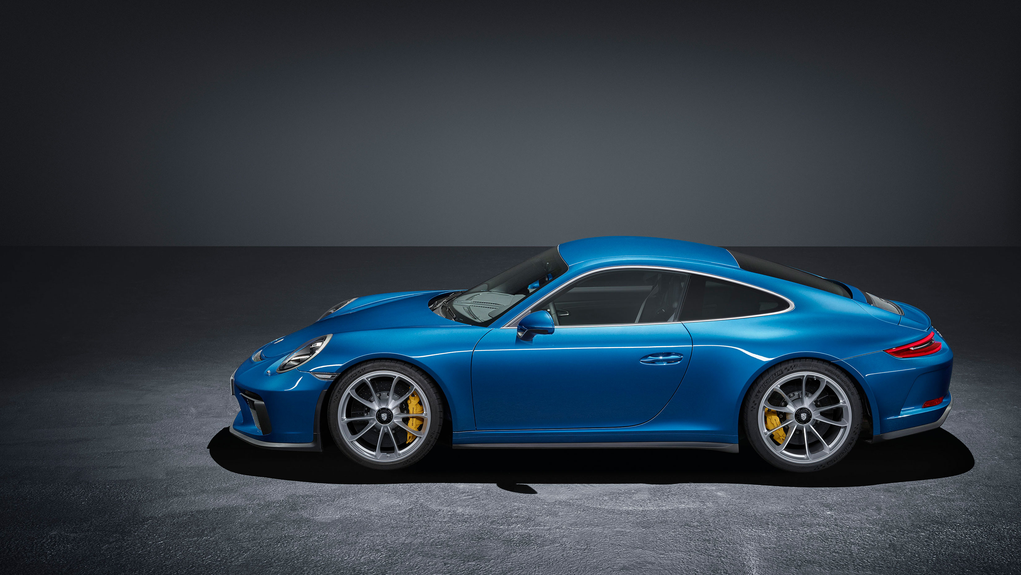 Porsche 911 GT3 agora disponível com Touring Package thumbnail