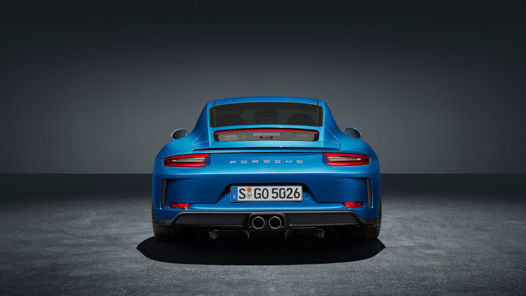 912870_911_gt3_with_touring_package_2017_porsche_ag