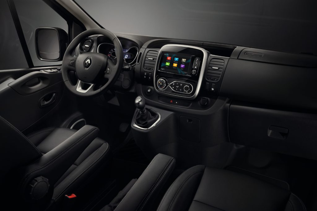 93169_2017_renault_trafic_spaceclass_37130893940_o