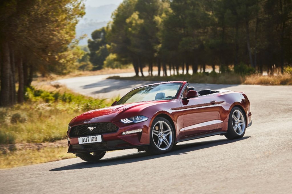 FORD_2017_MUSTANG_08