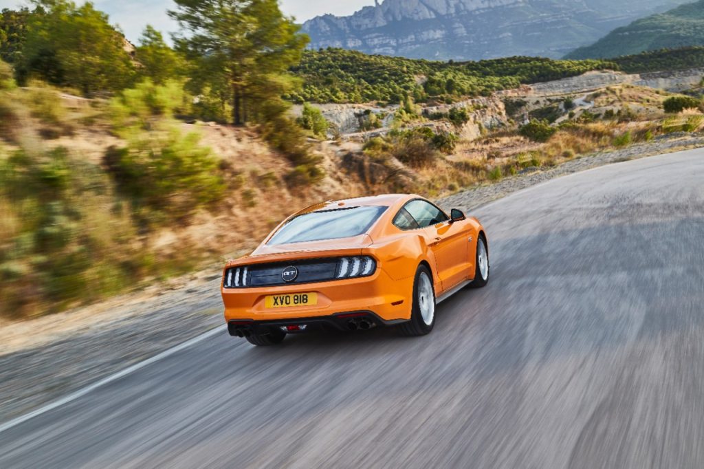 FORD_2017_MUSTANG_28