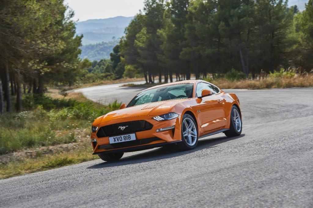 FORD_2017_MUSTANG_31
