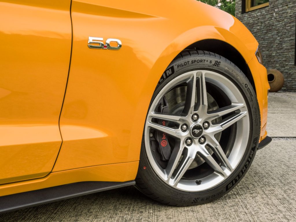 FORD_2017_MUSTANG_38