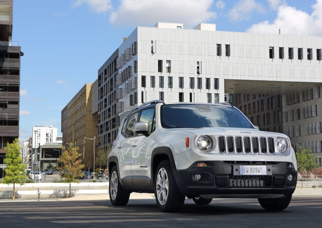 Jeep-Renegade-2015-1280-16