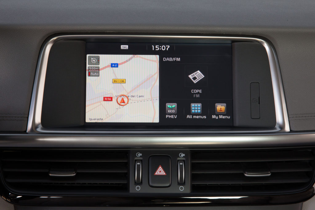 Kia Optima Plug-in Hybrid – Interior 12