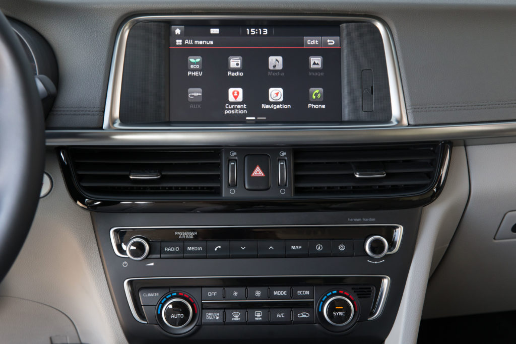 Kia Optima Plug-in Hybrid – Interior 13