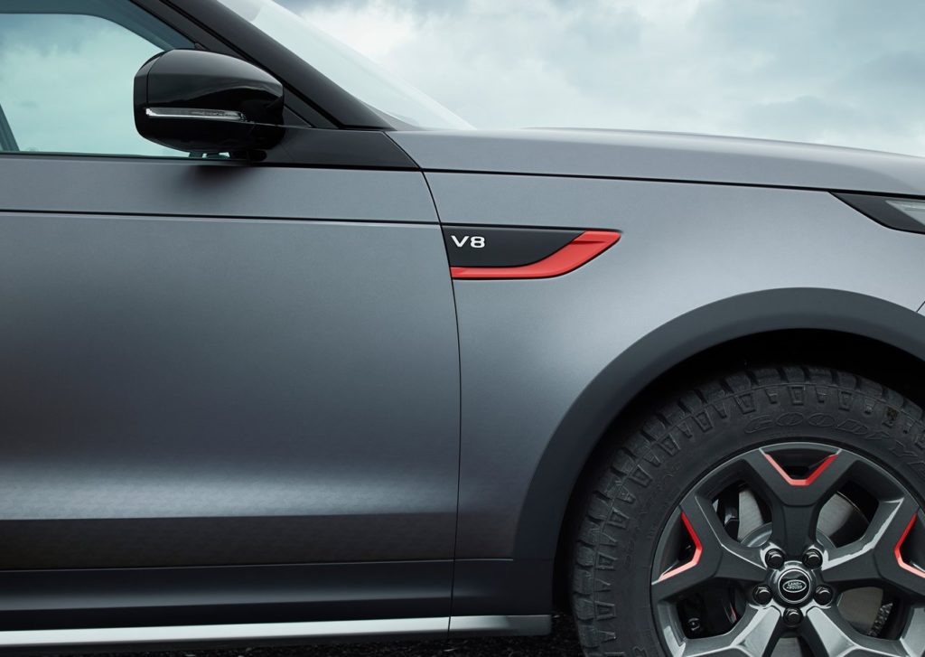 Land_Rover-Discovery_SVX-2018-1280-0c