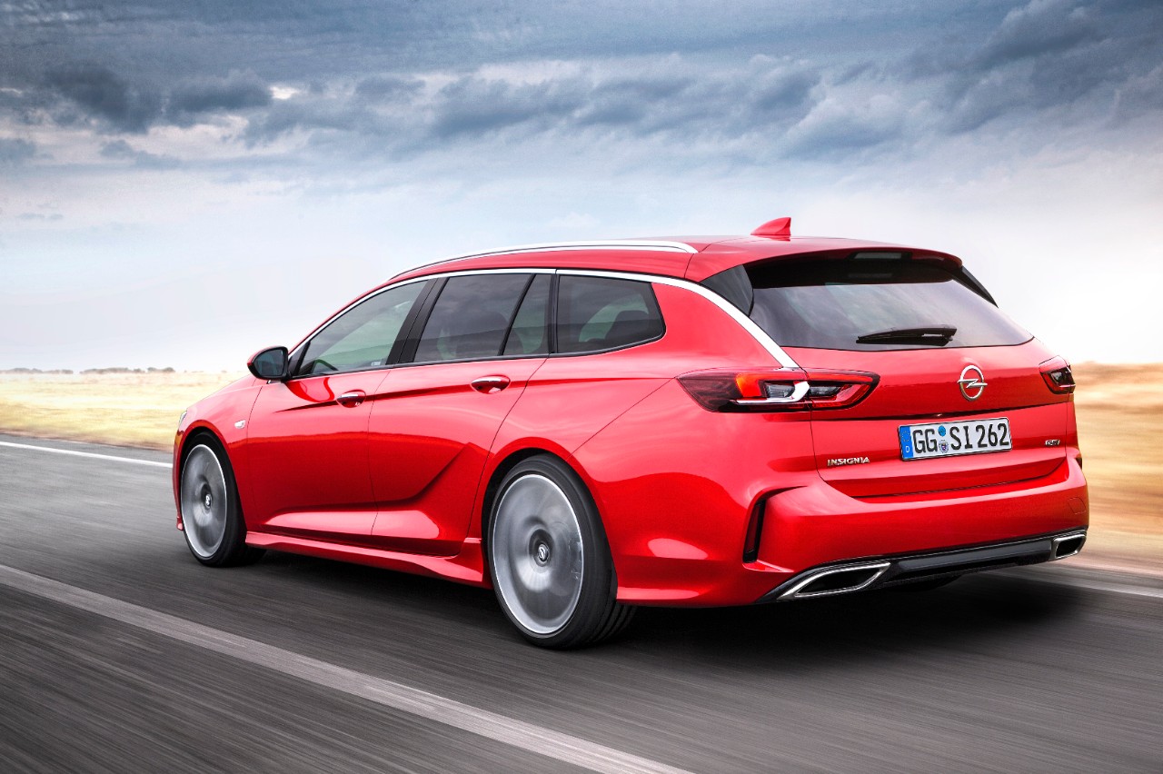 Opel Insignia GSi Sports Tourer – Performance GSi em formato familiar thumbnail