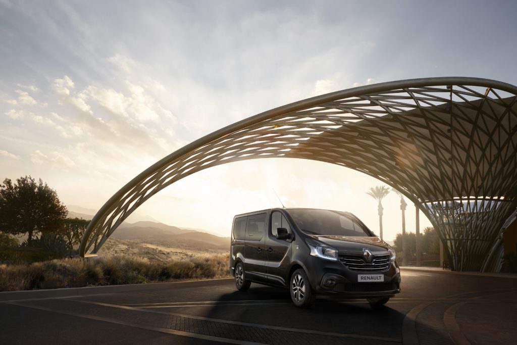 renault_91307_global_en_34560810931_o