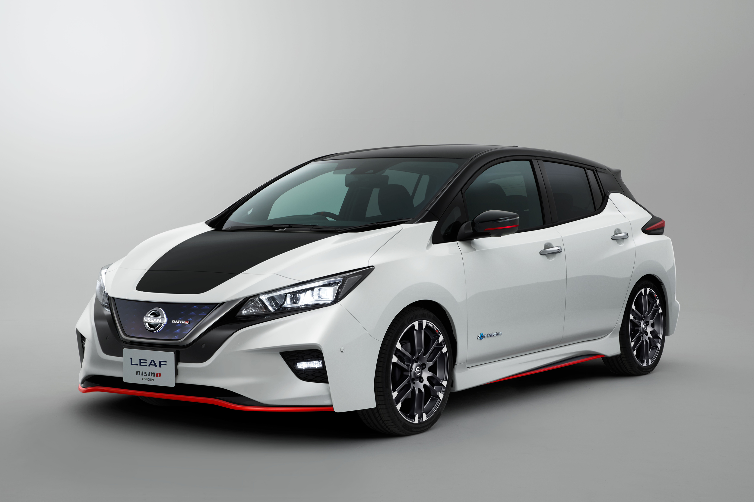 Nissan Leaf recebe versão Nismo thumbnail