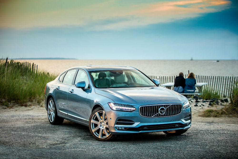 21 Volvo S90