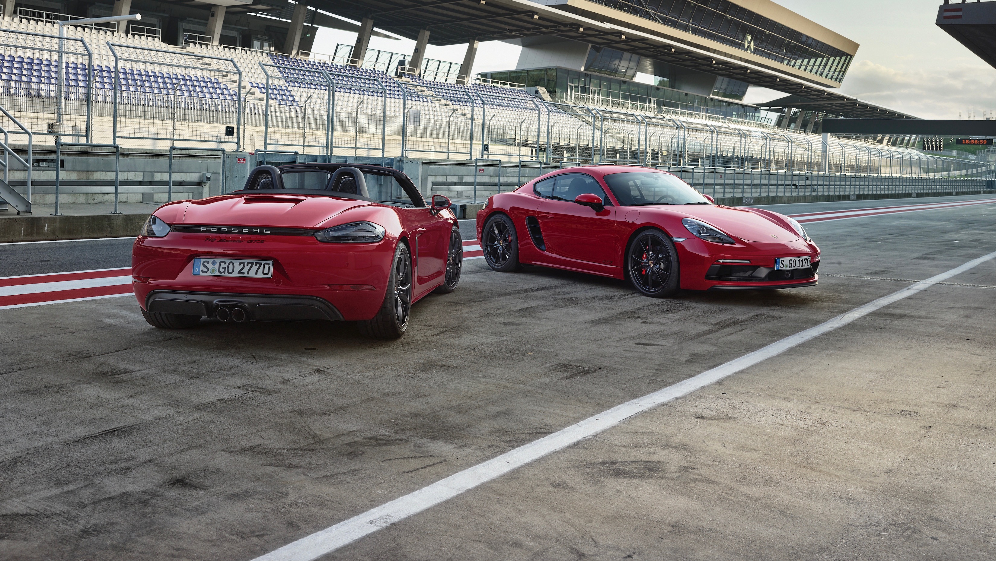 Novos modelos Porsche: 718 Boxster e Cayman GTS thumbnail