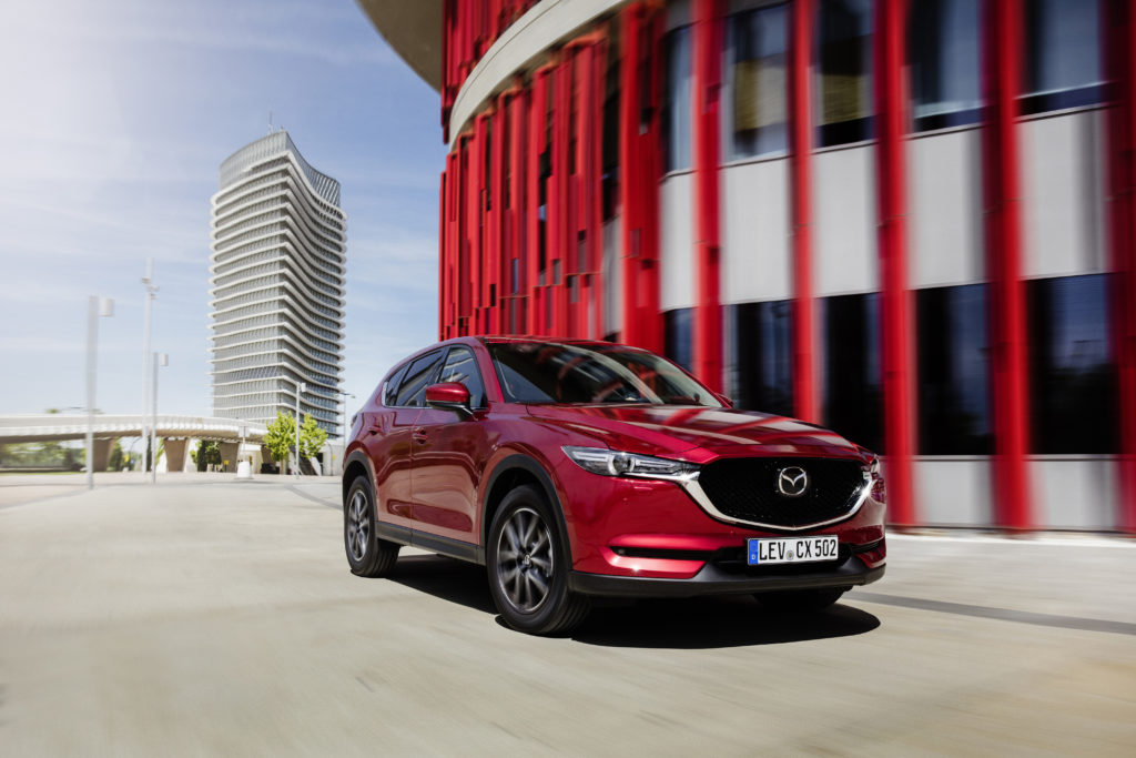 All-new-CX-5_BCN-2017_Action_15_hires