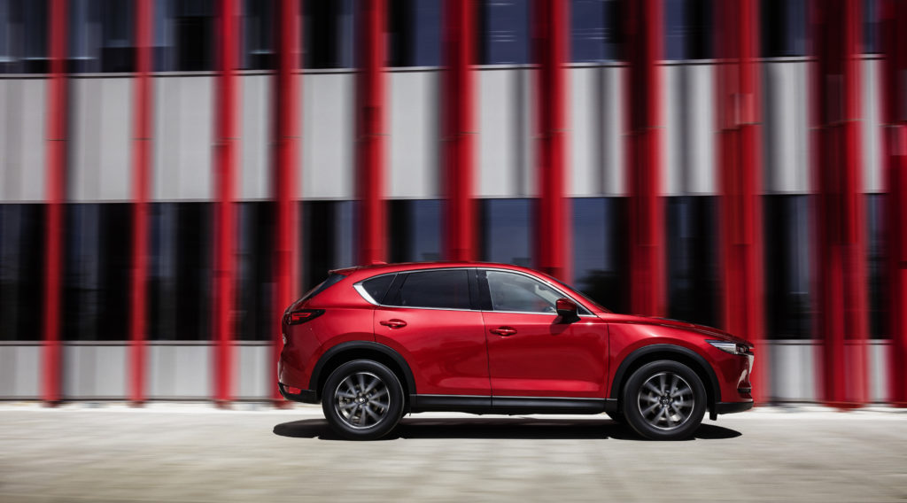 All-new-CX-5_BCN-2017_Action_16_hires