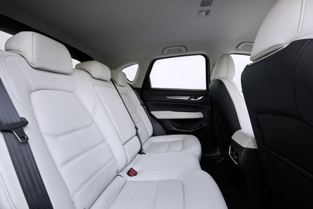 All-new-CX-5_BCN-2017_Interior_12