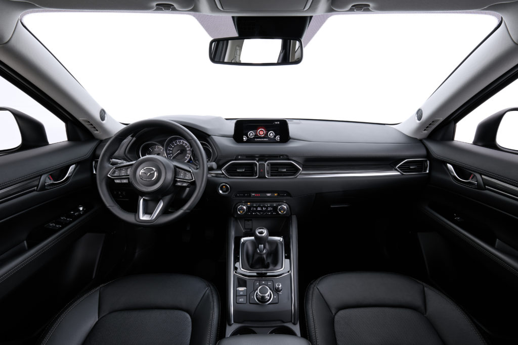 All-new-CX-5_BCN-2017_Interior_13