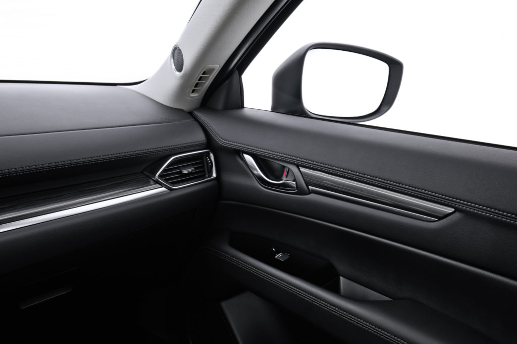 All-new-CX-5_BCN-2017_Interior_17
