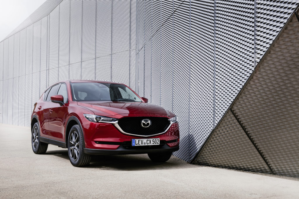 All-new-CX-5_BCN-2017_Still_31_hires