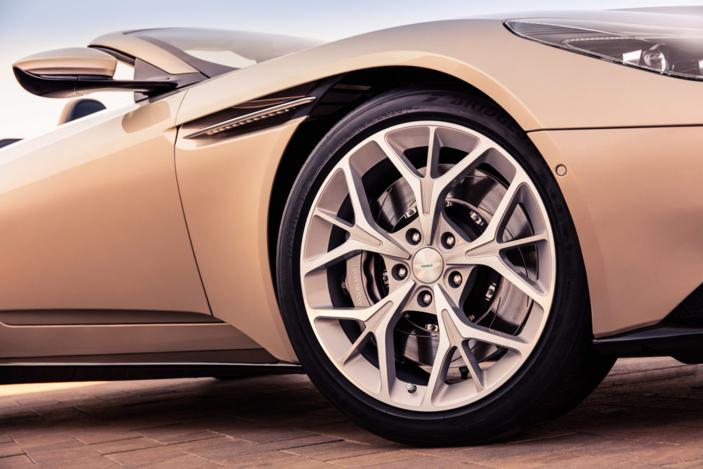 DB11Volante17-jpg