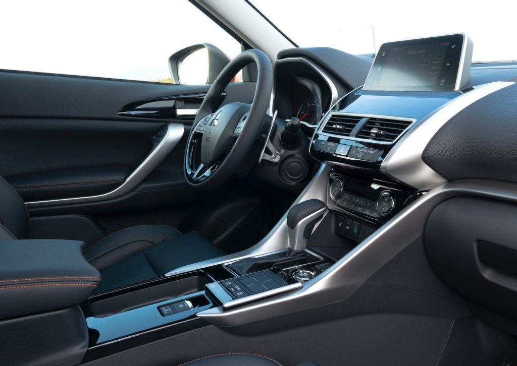 Eclipse Cross (17)