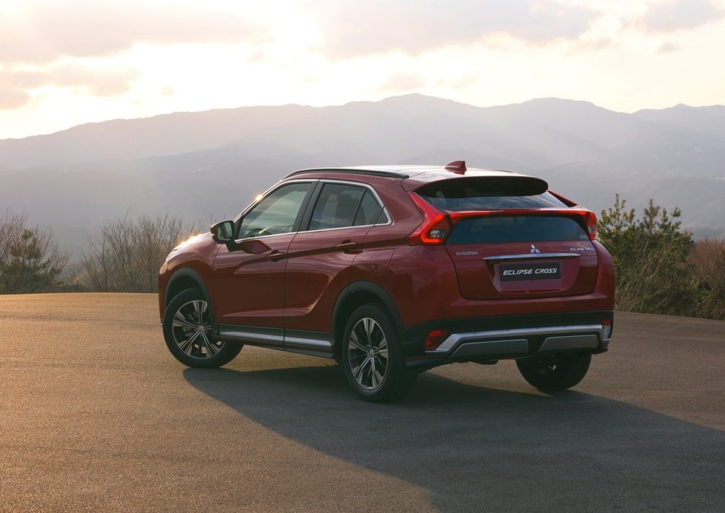 Eclipse Cross (2)