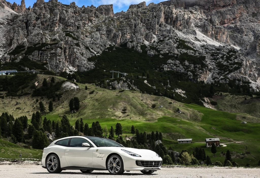 Ferrari GTC4 Lusso 2017 (3)