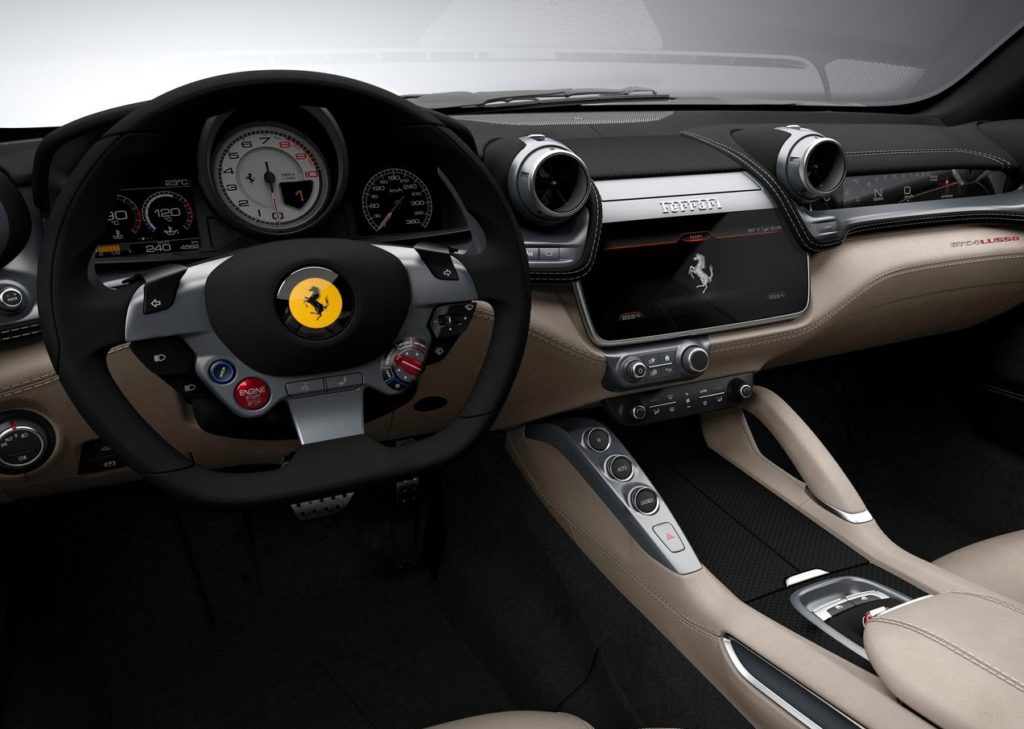 Ferrari GTC4 Lusso 2017 (7)