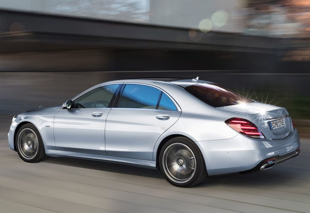 Mercedes-Benz-S560e-2018-1280-0e