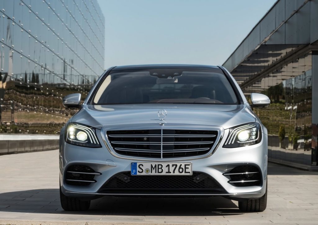 Mercedes-Benz-S560e-2018-1280-0f