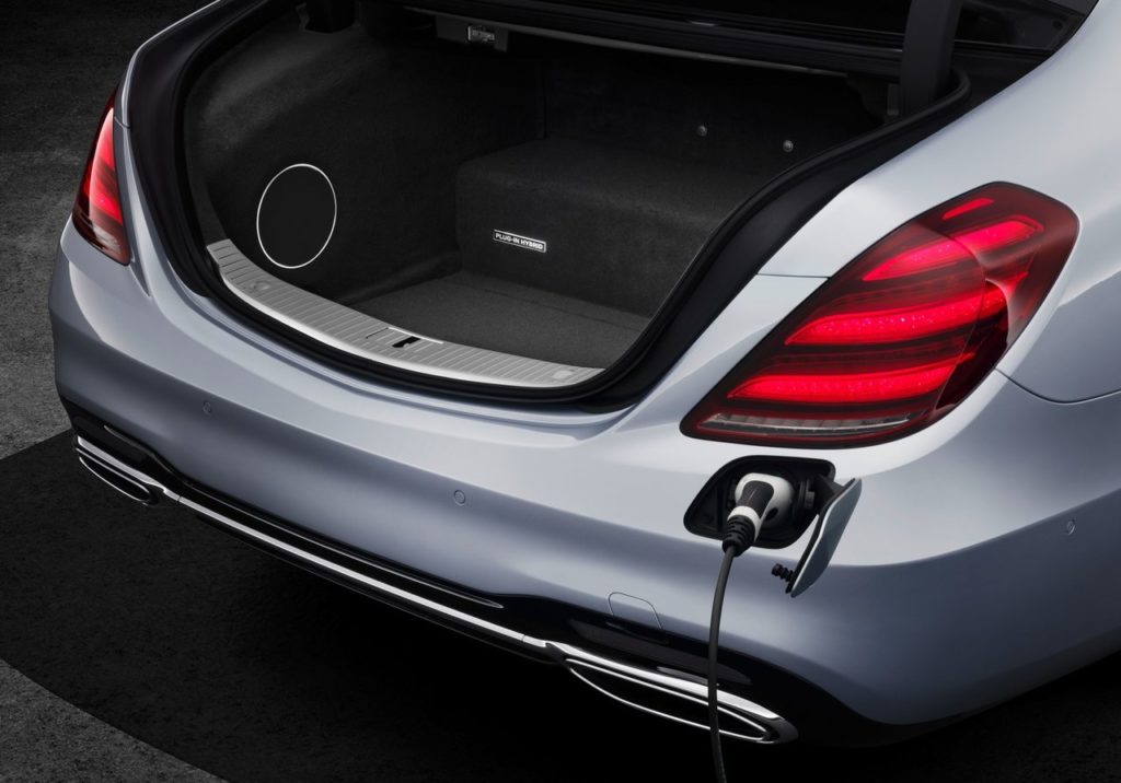 Mercedes-Benz-S560e-2018-1280-1d