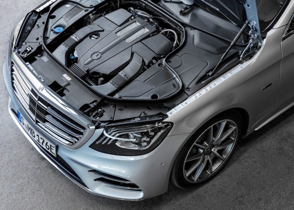 Mercedes-Benz-S560e-2018-1280-1f