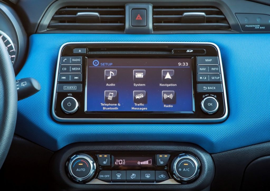 Nissan Micra 2017 (1)