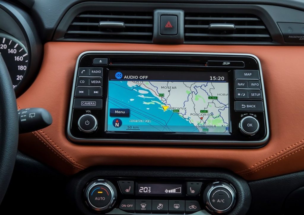 Nissan Micra 2017 (2)