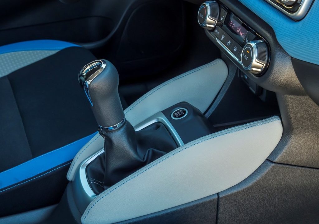 Nissan Micra 2017 (6)