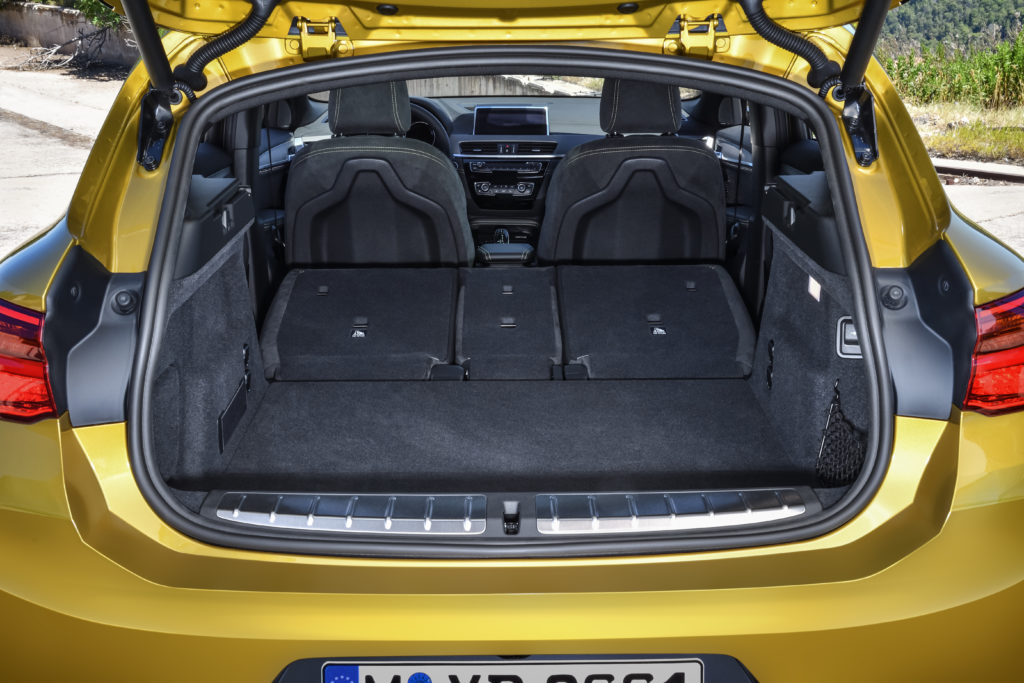 P90278955_highRes_the-brand-new-bmw-x2