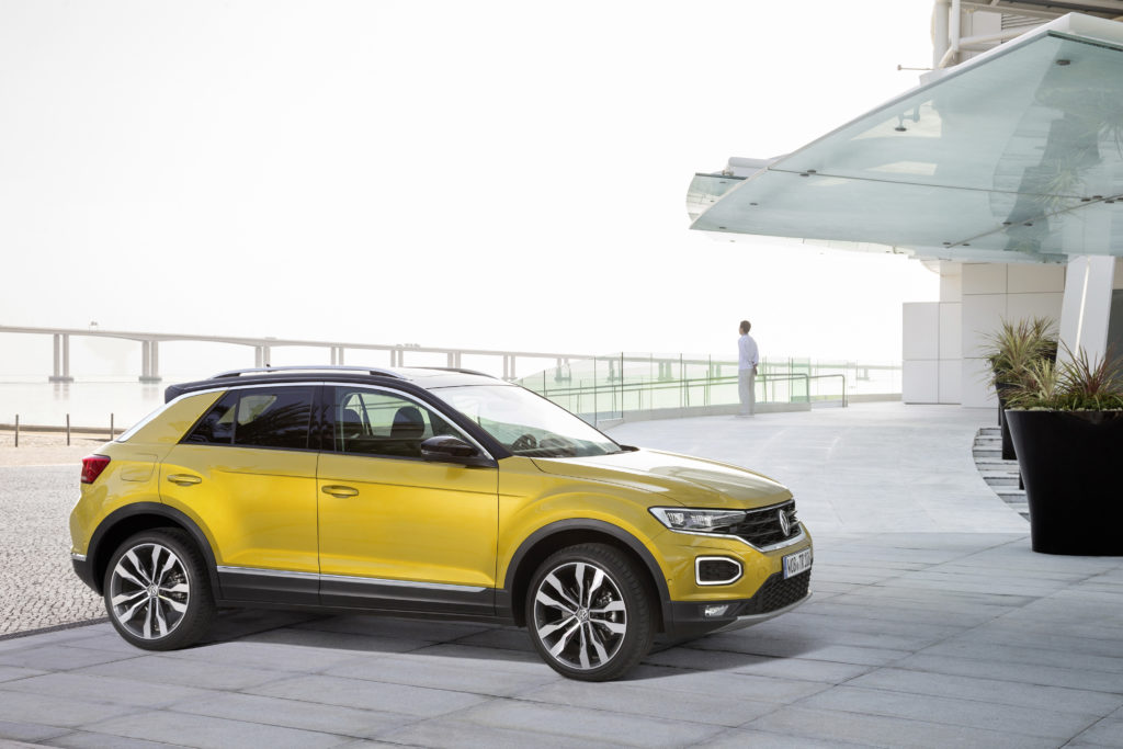 Volkswagen T-Roc_16_out 2017