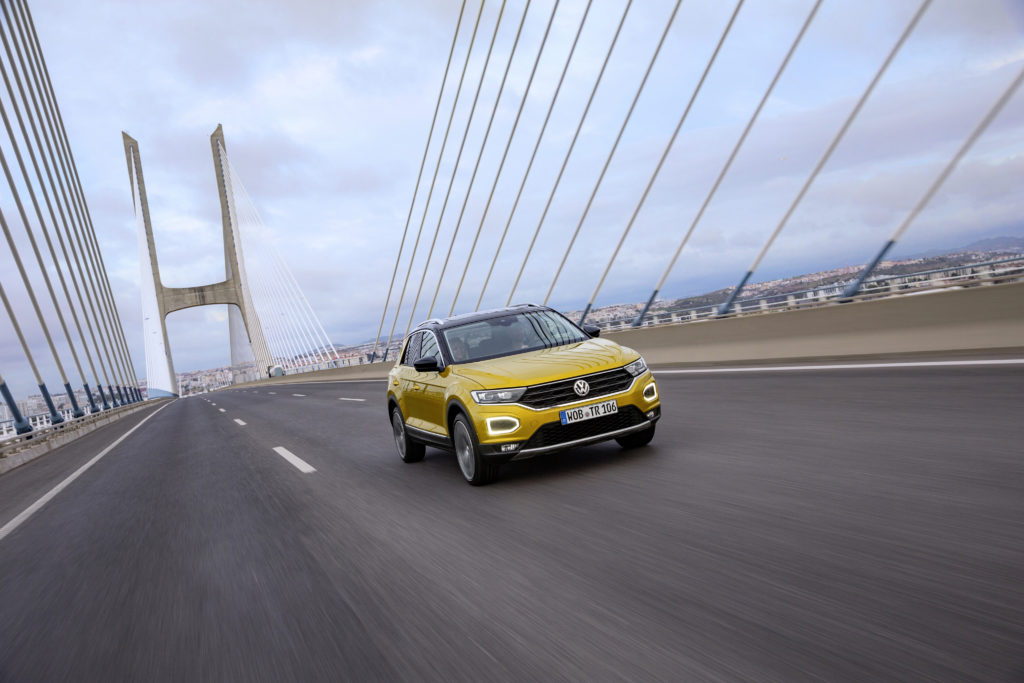 Volkswagen T-Roc_18_out 2017
