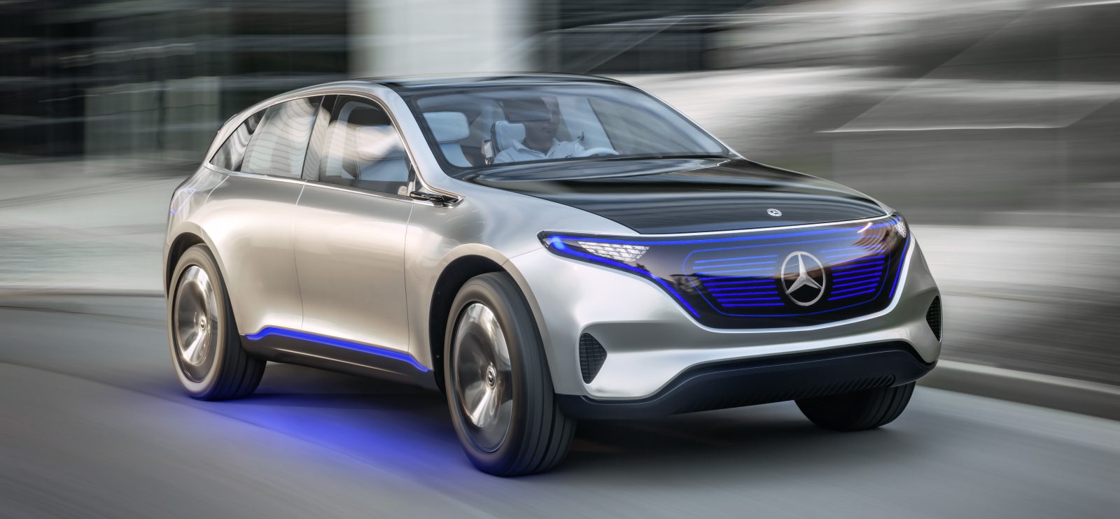 Groupo Daimler intensifica produção de baterias para veículos eléctricos thumbnail