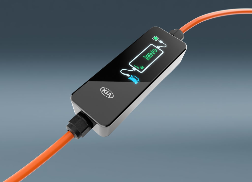 kia_niro_phev_my18_charging_cable_display_11561_64256