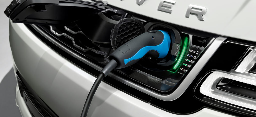 rrrrs18myphevcharging04101702