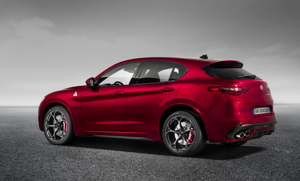 161116_Alfa_Romeo_Stelvio_Quadrifoglio_02