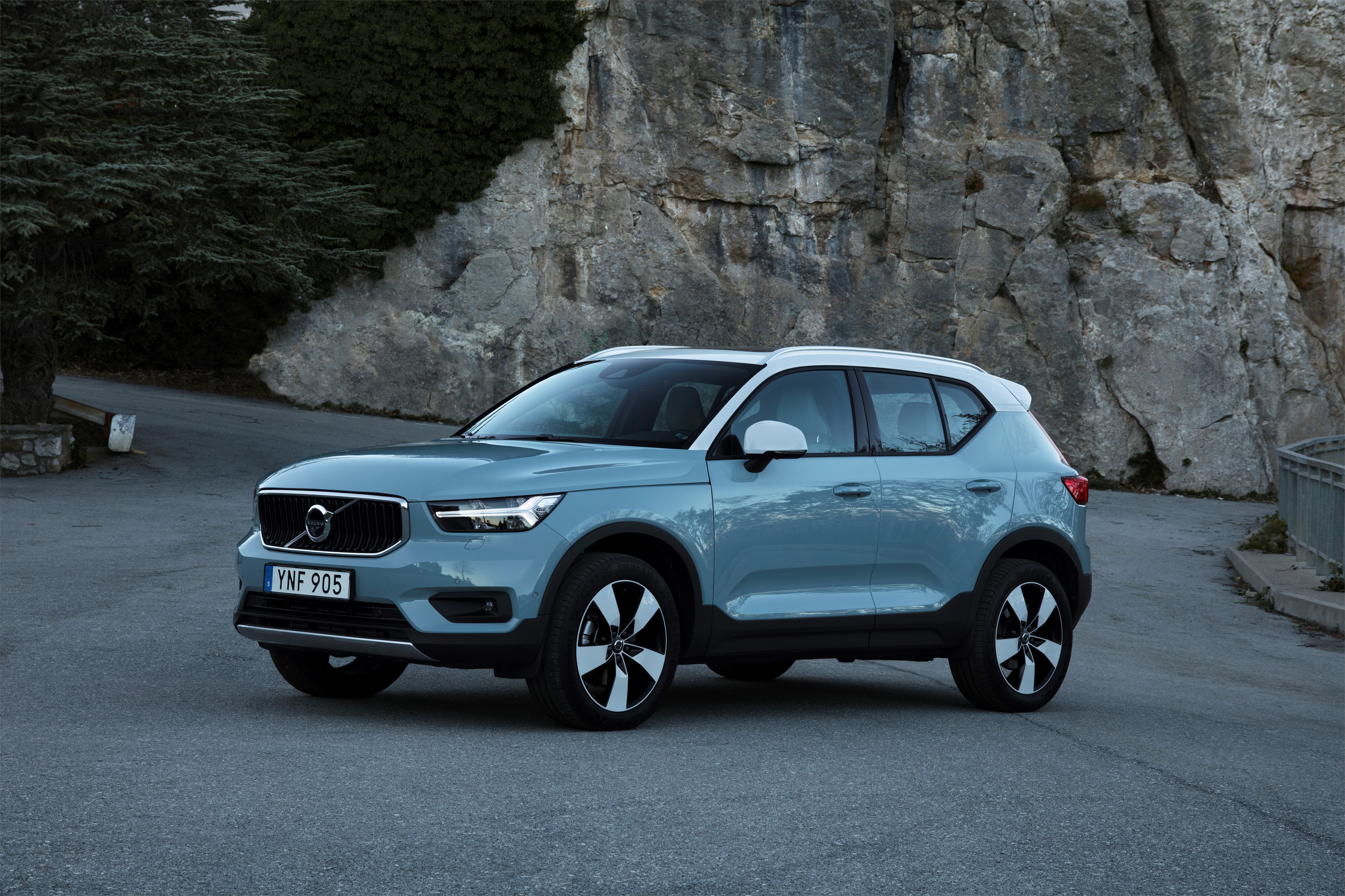 Novo Volvo XC40 começa a ser produzido na Bélgica thumbnail