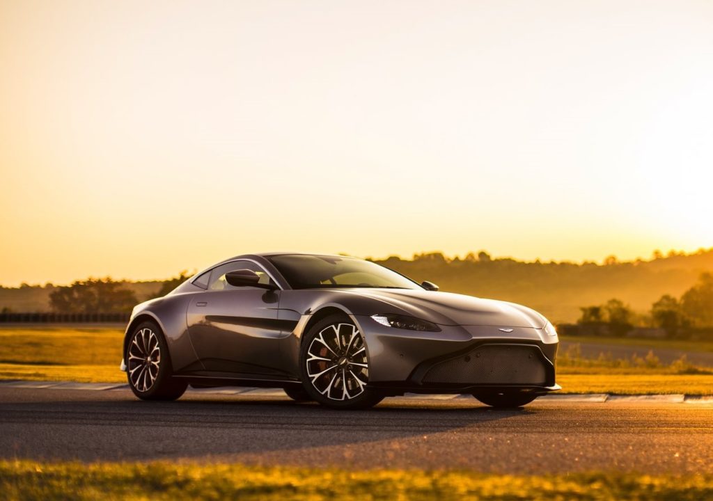 AM Vantage 2019 (14)