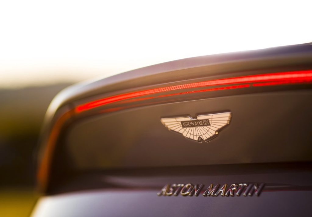 AM Vantage 2019 (15)