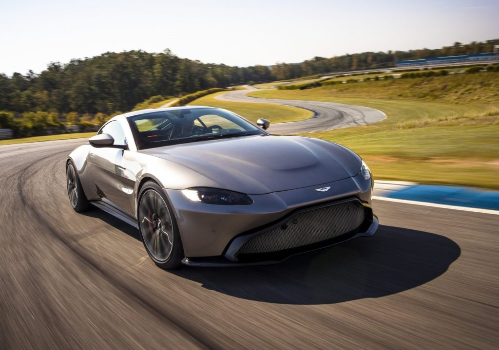 AM Vantage 2019 (23)