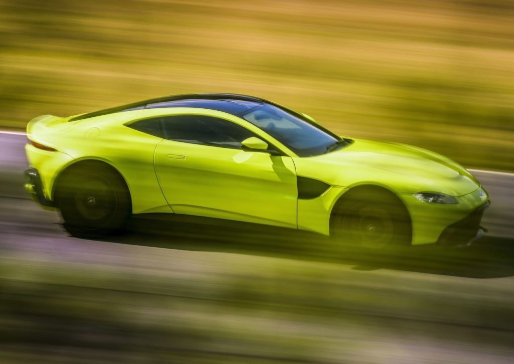 AM Vantage 2019 (26)
