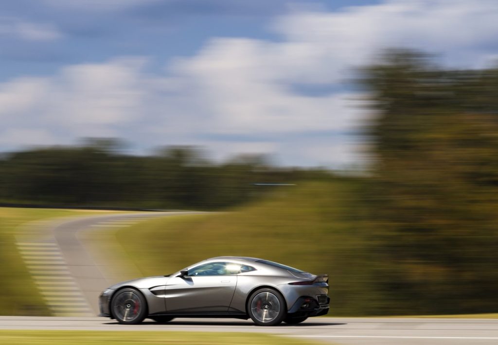 AM Vantage 2019 (27)