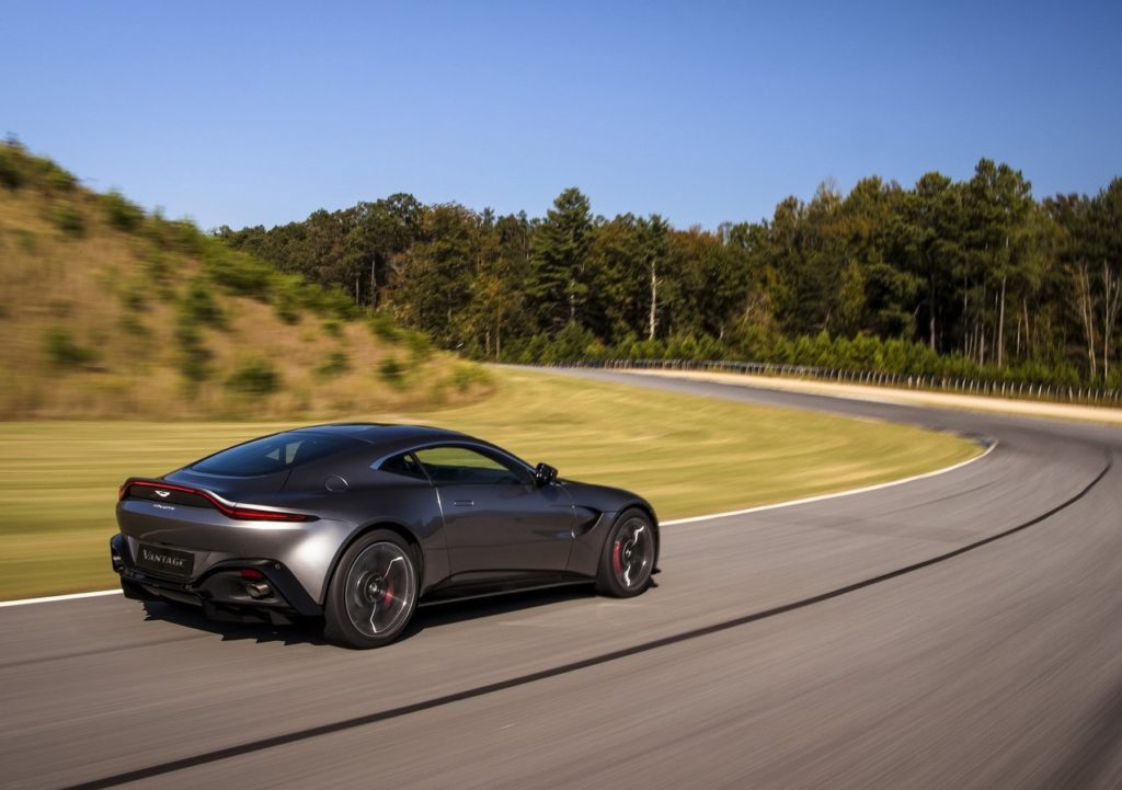 AM Vantage 2019 (6)