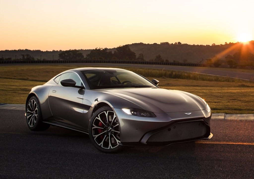 AM Vantage 2019 (7)